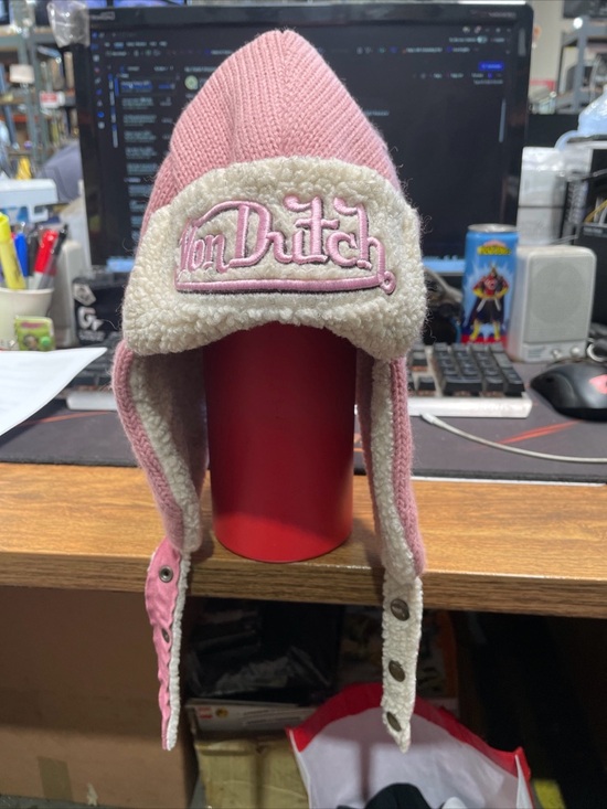 Von Dutch Accessories - VTG Von Dutch Trapper Hat Pilot Aviator Fur Lined Beanie Women’s RARE